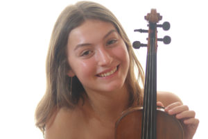 Beatrice, Violinist